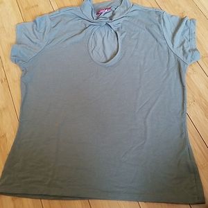 Guess faded Army greenkeyhole shirt